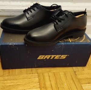 Bates Womens Black Oxford Shoes size 8